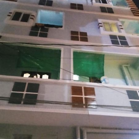 Dziire Service Apartment Hyderabad Eksteriør bilde