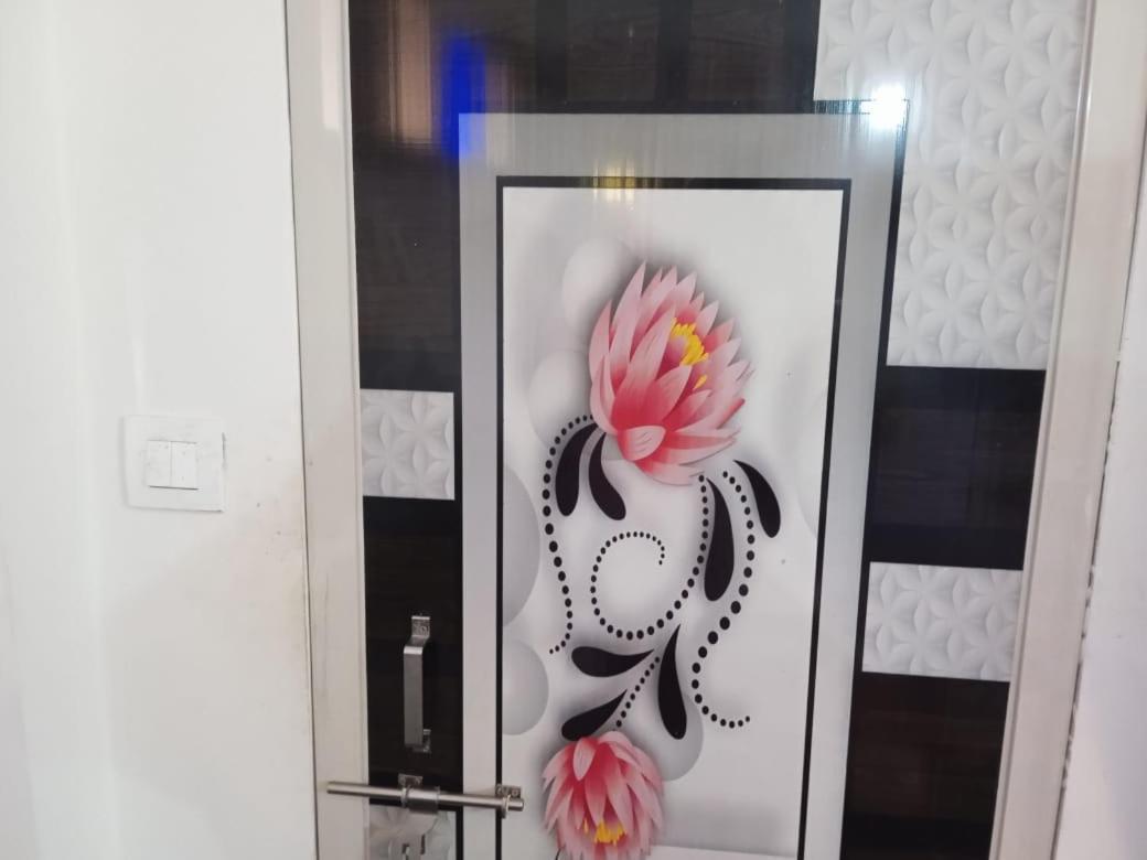 Dziire Service Apartment Hyderabad Eksteriør bilde