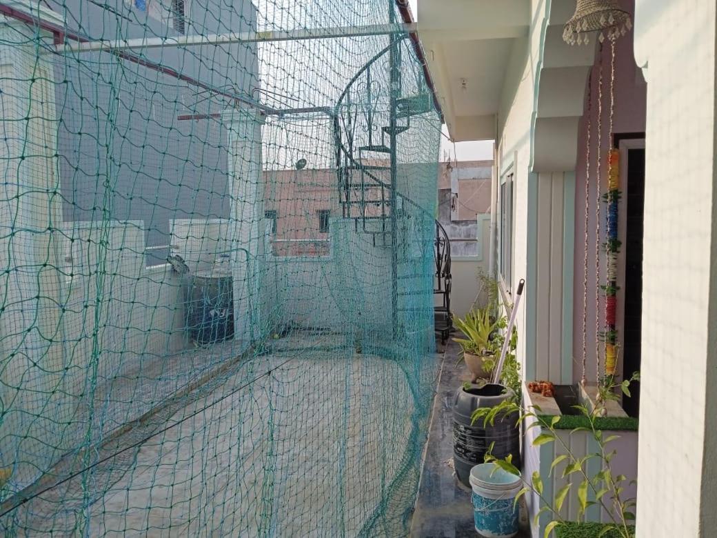 Dziire Service Apartment Hyderabad Eksteriør bilde